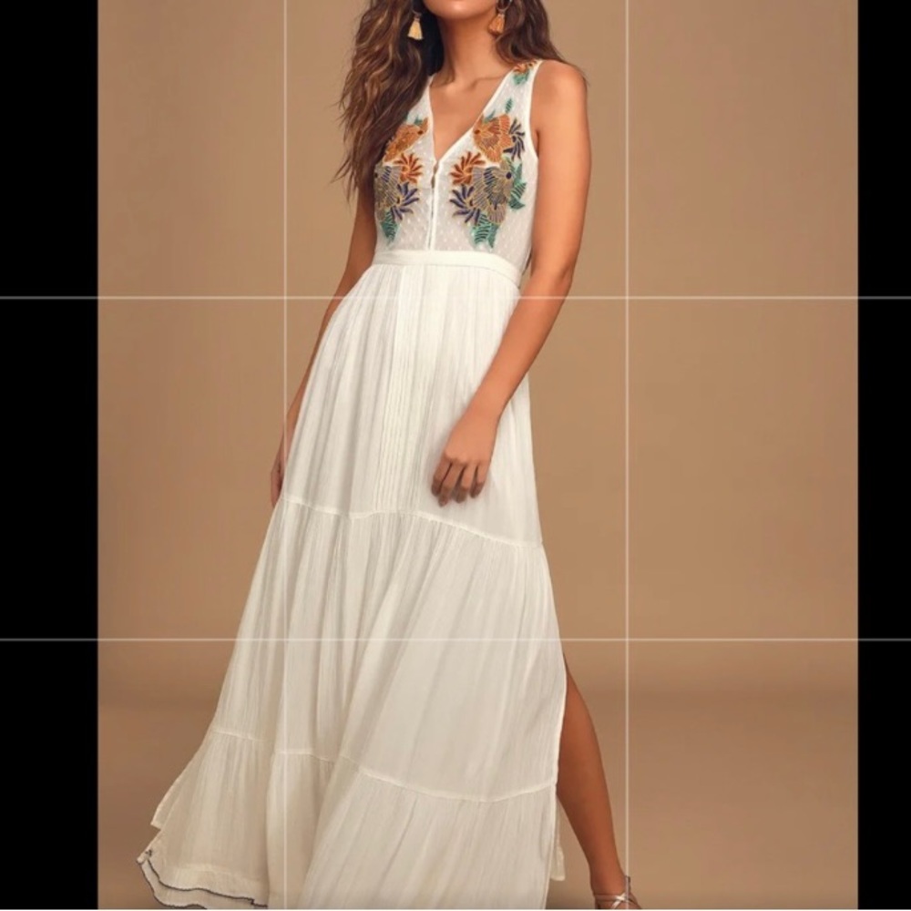 Lulu’s Women’s White Ticket to Paradise Maxi Dress Size M